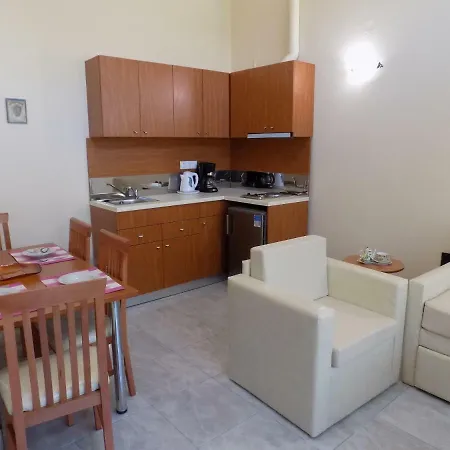 Rhodonhouseskiathos Apartment *